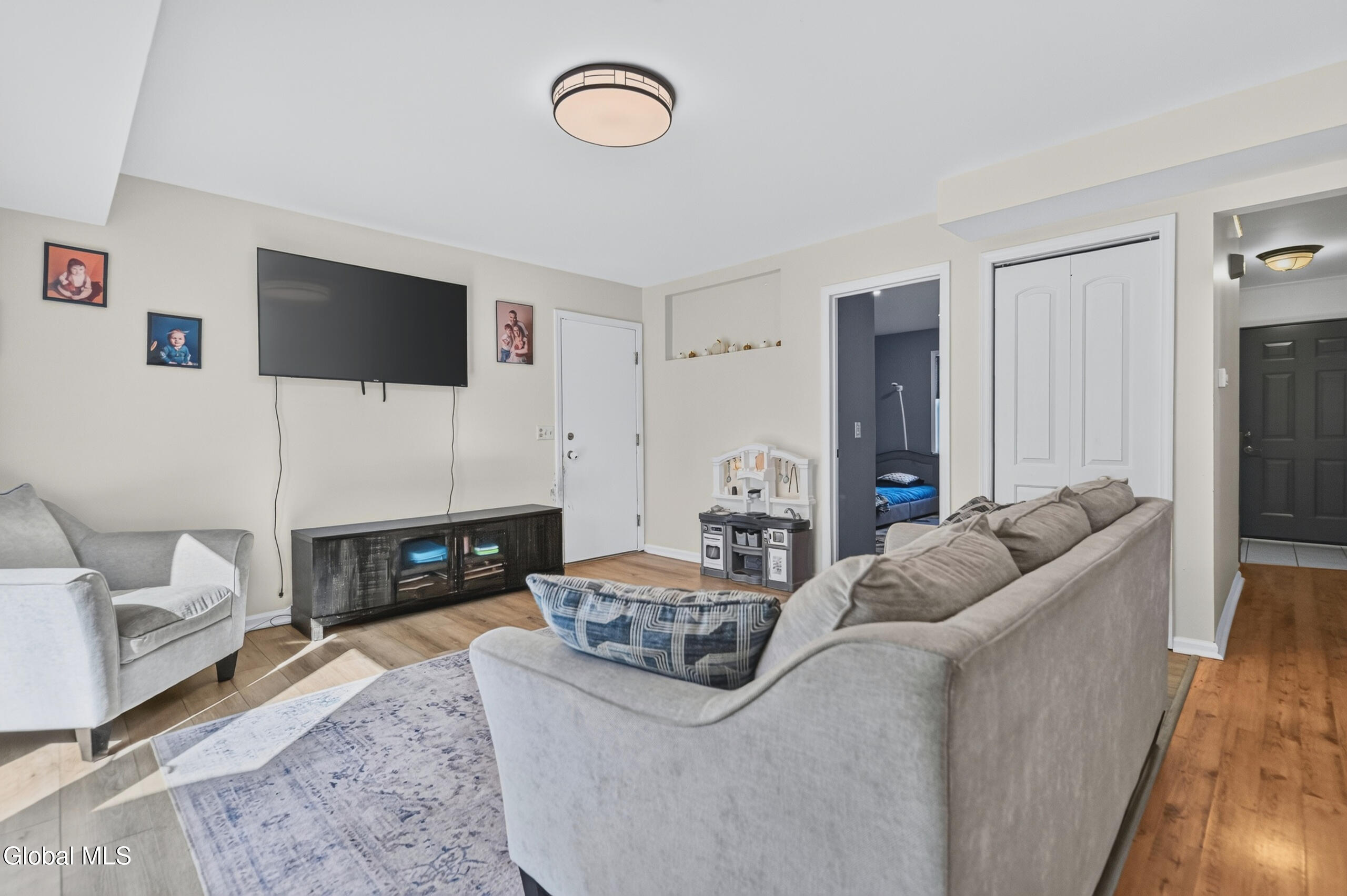 19 Oakhurst Drive Scotia NY 12302