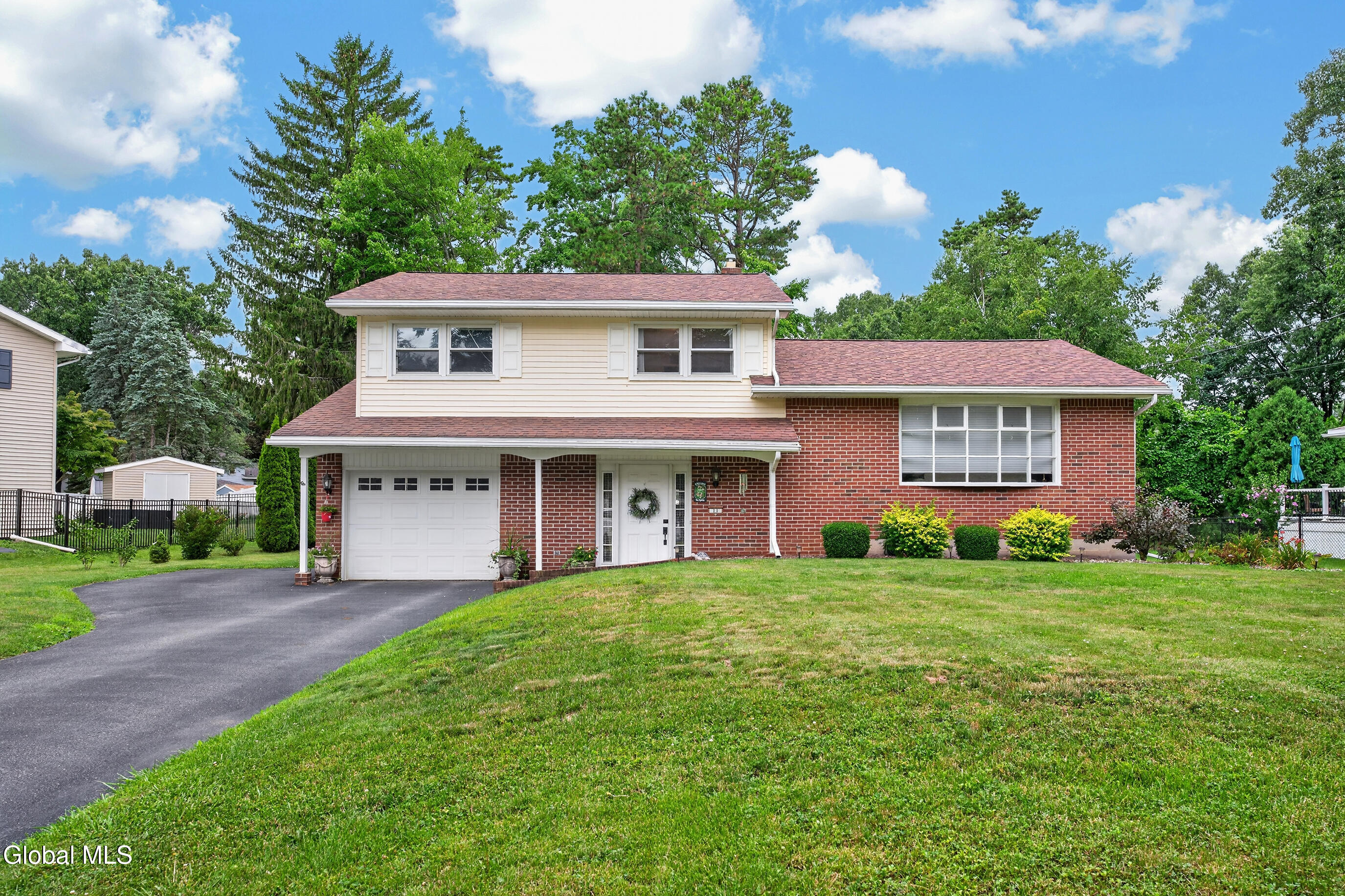 11 Evergreen Drive Voorheesville NY 12186