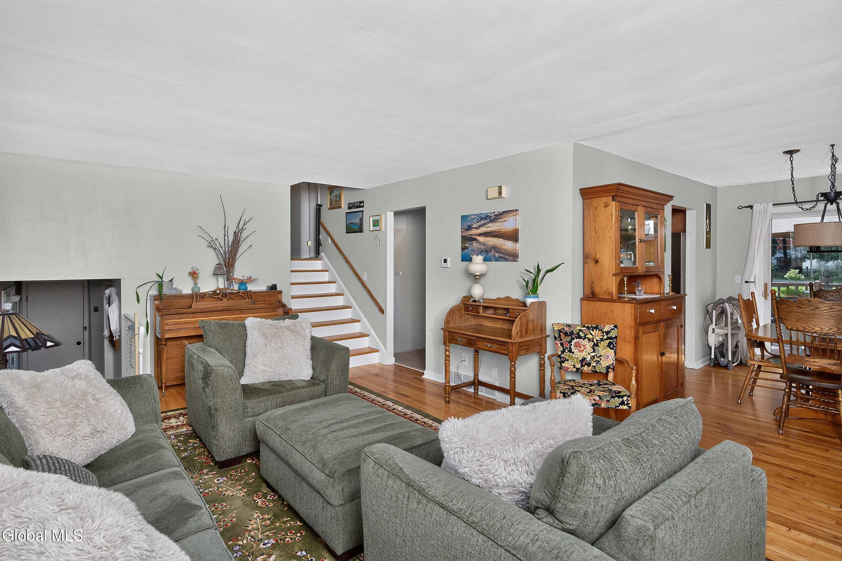 11 Evergreen Drive Voorheesville NY 12186