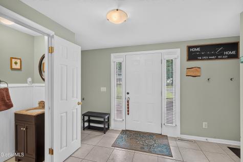 11 Evergreen Drive Voorheesville NY 12186