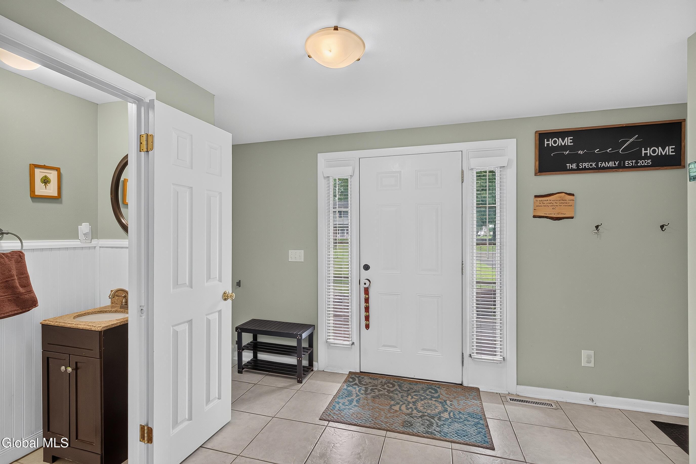 11 Evergreen Drive Voorheesville NY 12186