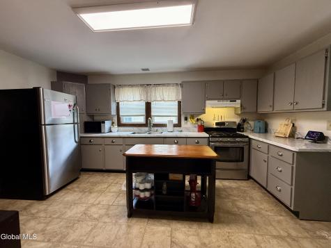 7 Dudley Street Glens Falls NY 12801