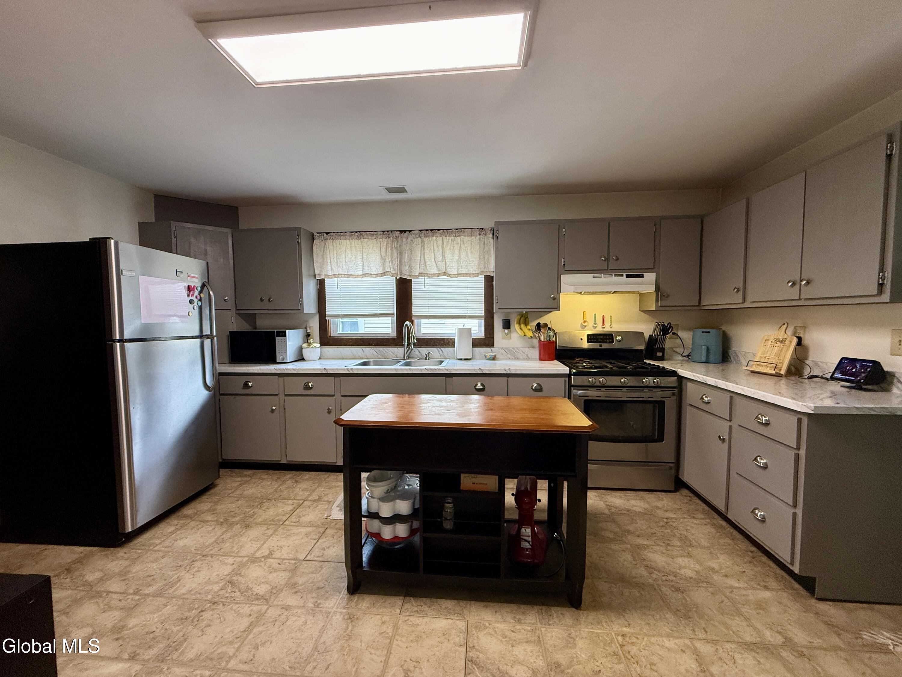 7 Dudley Street Glens Falls NY 12801
