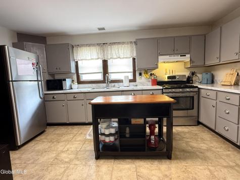 7 Dudley Street Glens Falls NY 12801