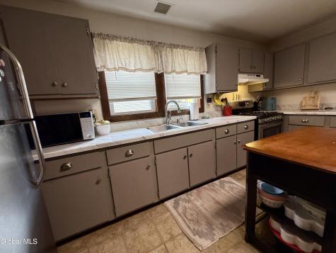7 Dudley Street Glens Falls NY 12801