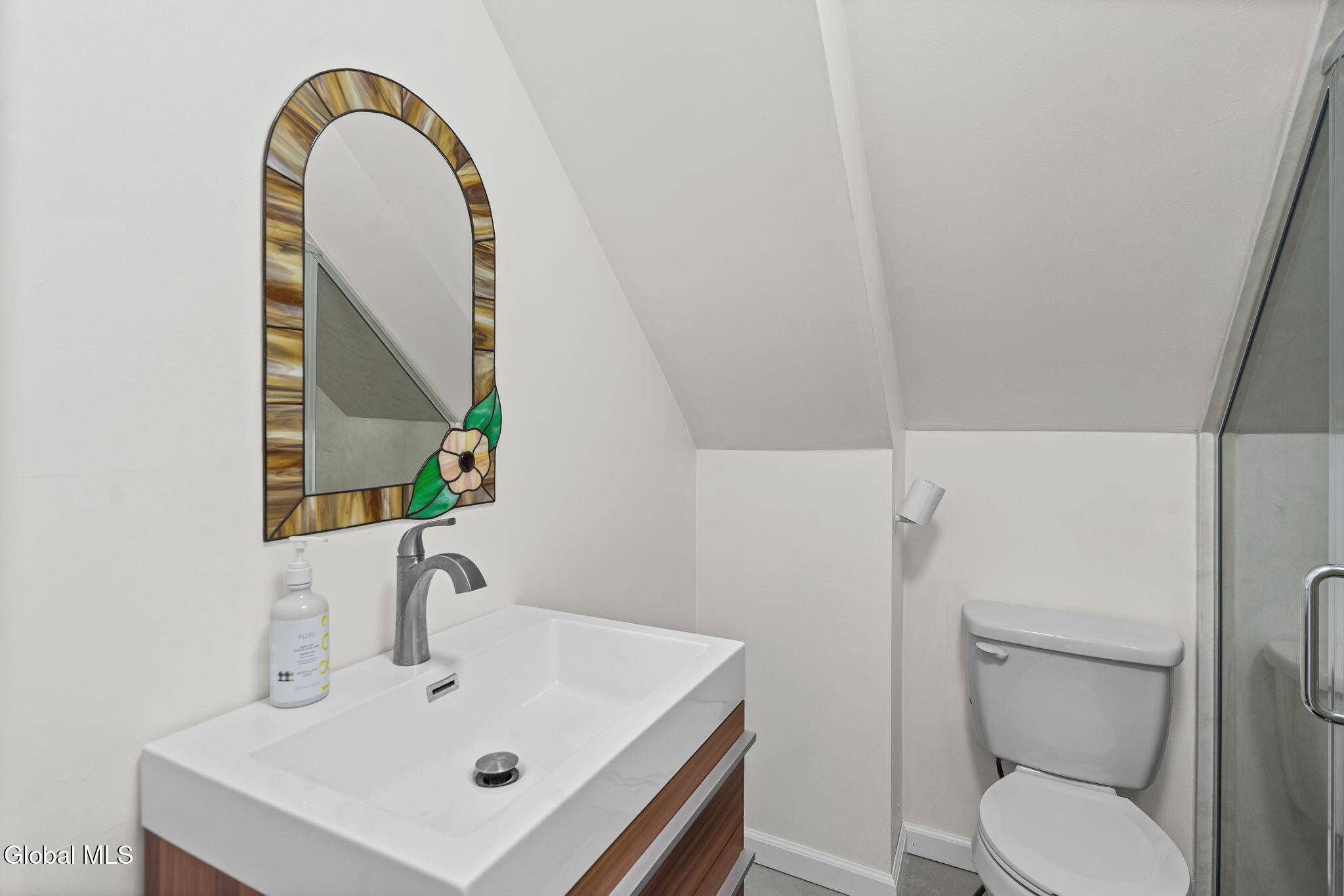 4 W Avenue B Rensselaer NY 12144