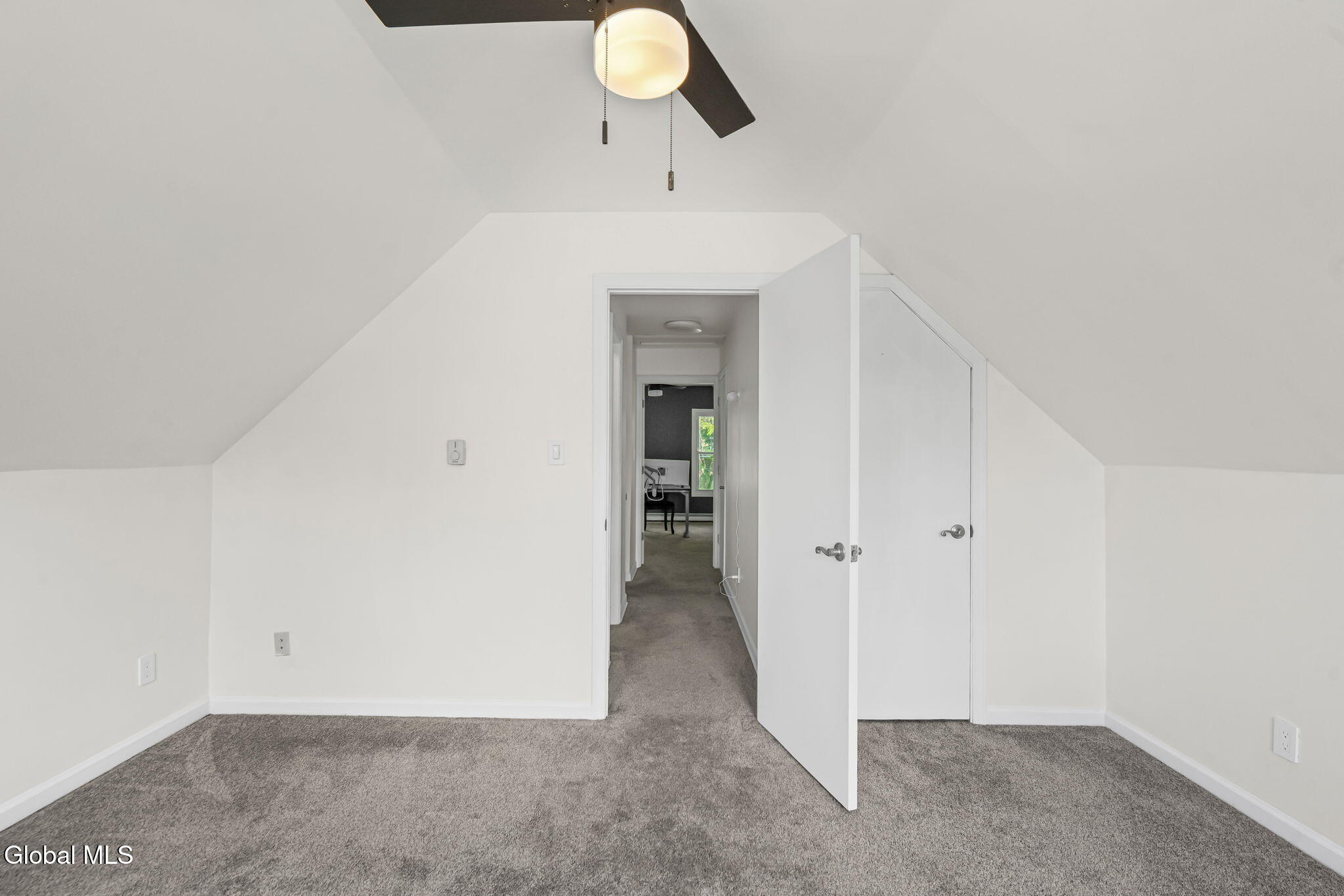4 W Avenue B Rensselaer NY 12144