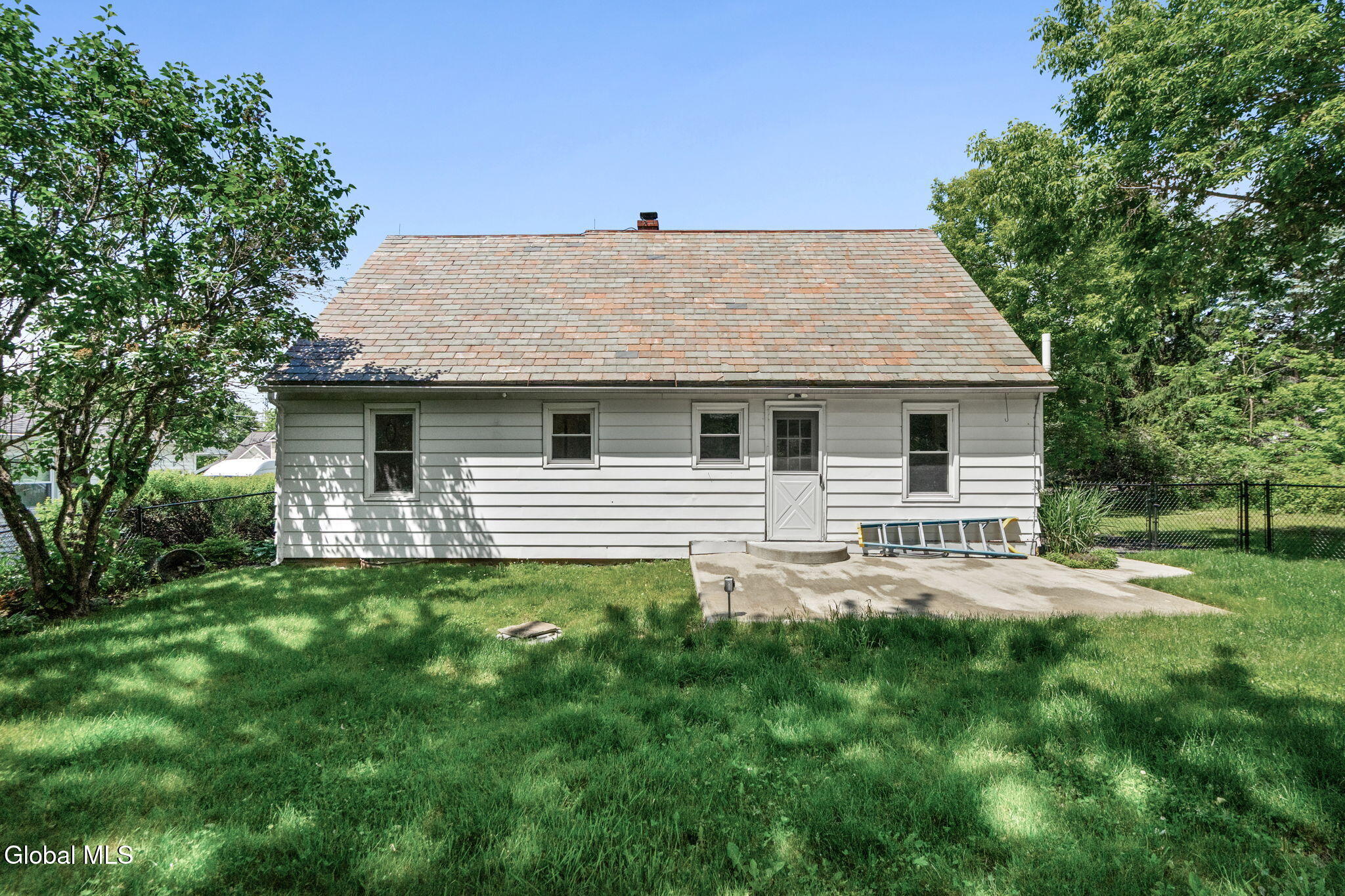 4 W Avenue B Rensselaer NY 12144