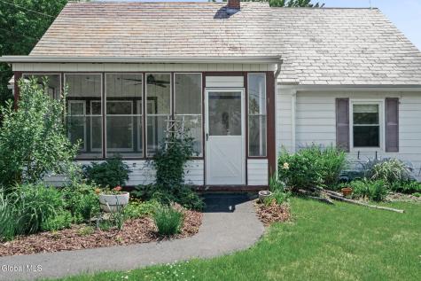 4 W Avenue B Rensselaer NY 12144