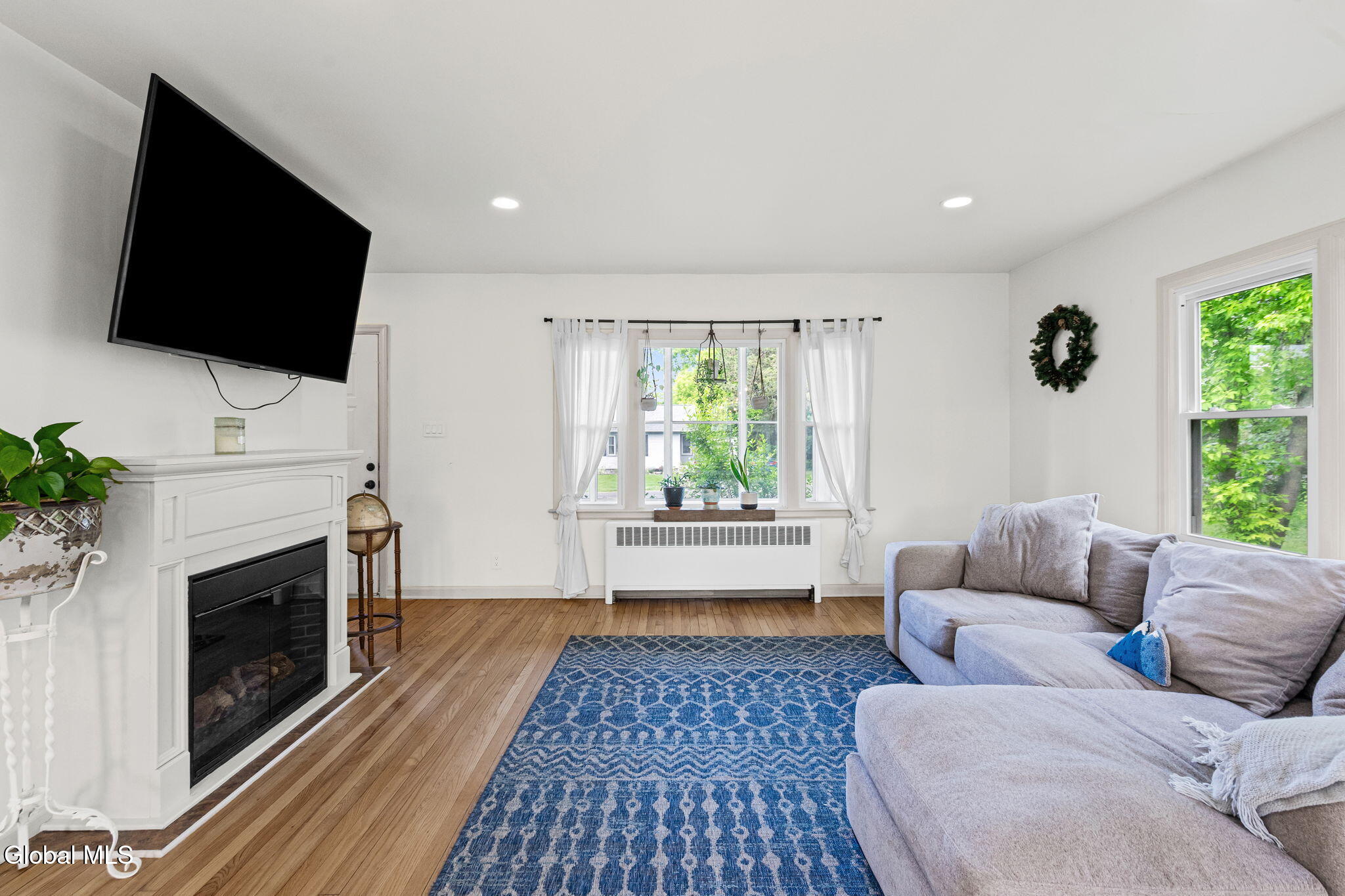 4 W Avenue B Rensselaer NY 12144