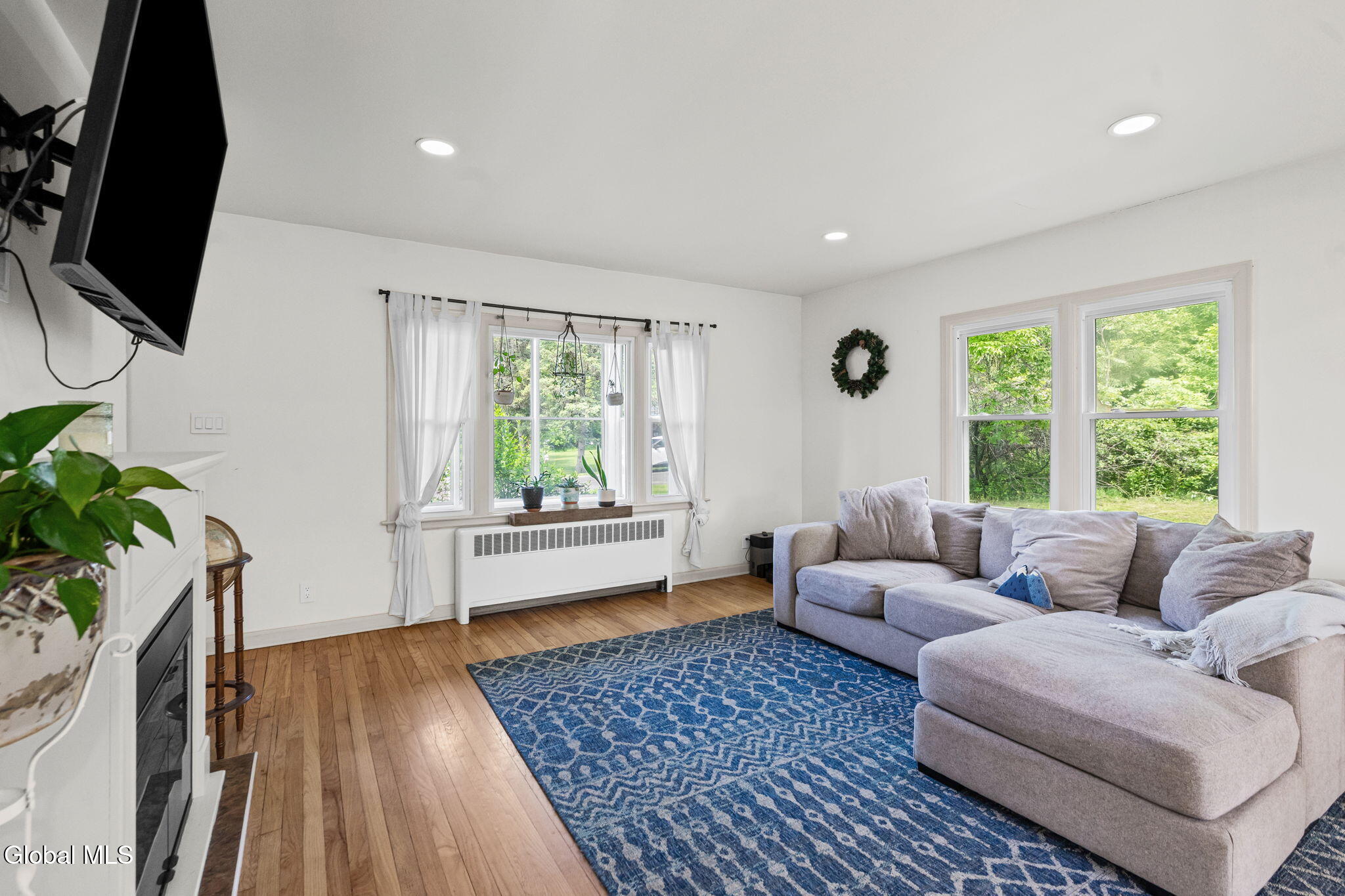 4 W Avenue B Rensselaer NY 12144