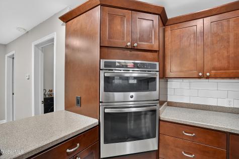 236 Elm Street Albany NY 12202