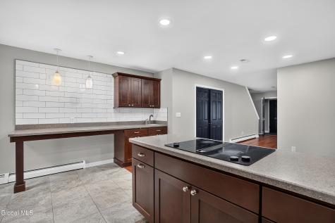 236 Elm Street Albany NY 12202
