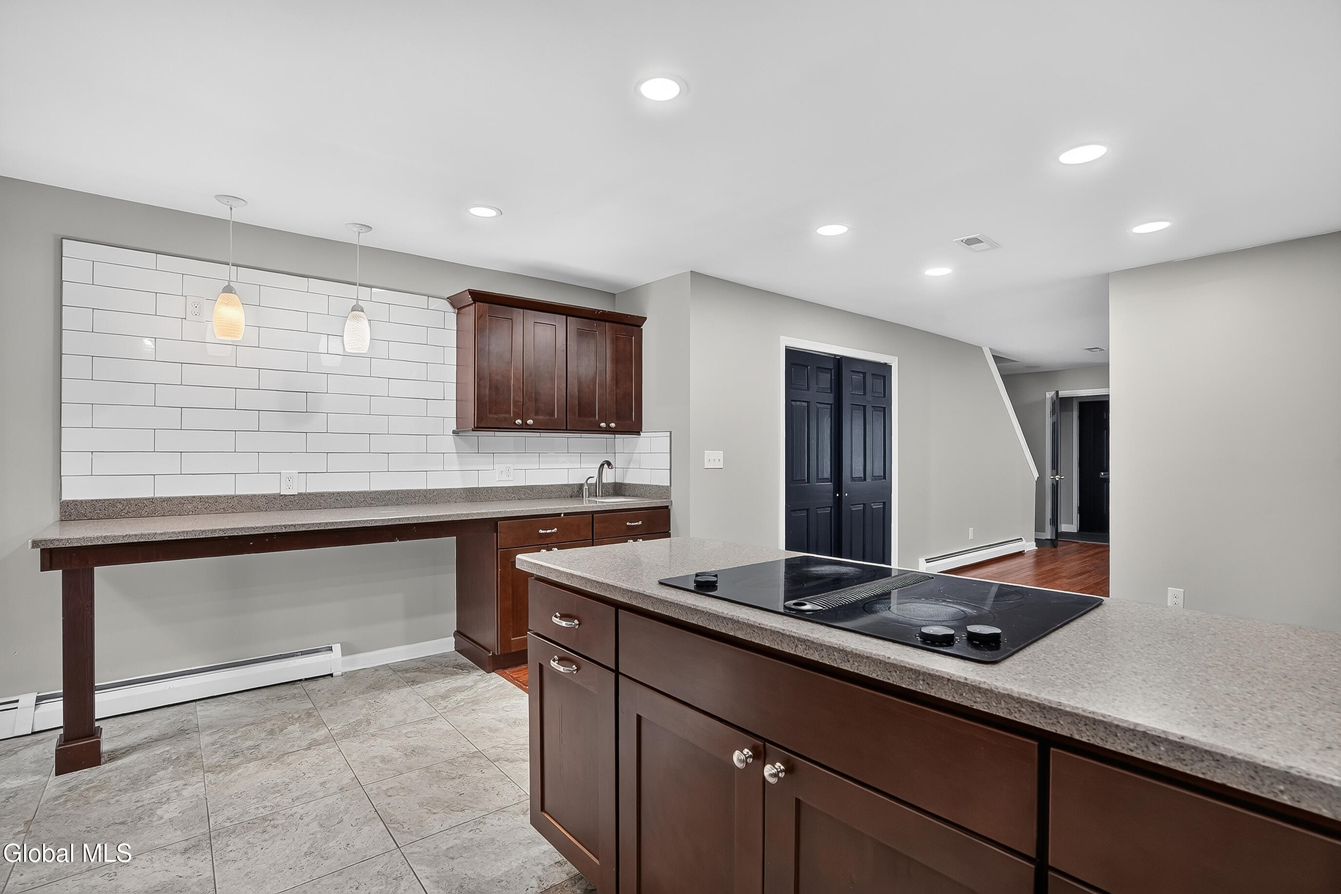 236 Elm Street Albany NY 12202
