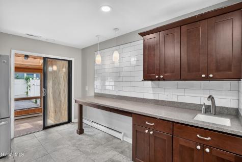 236 Elm Street Albany NY 12202