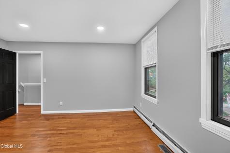 236 Elm Street Albany NY 12202