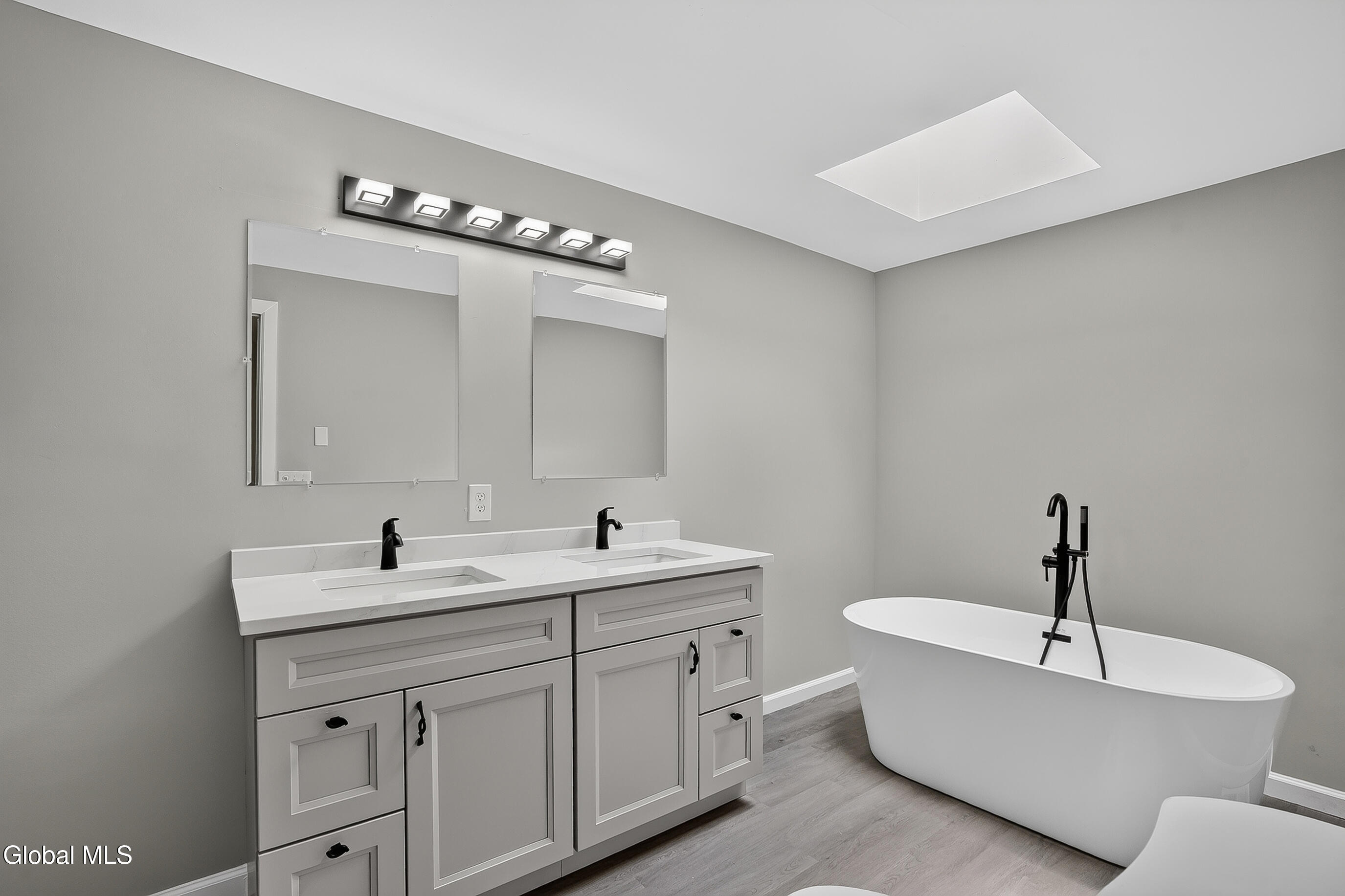 236 Elm Street Albany NY 12202