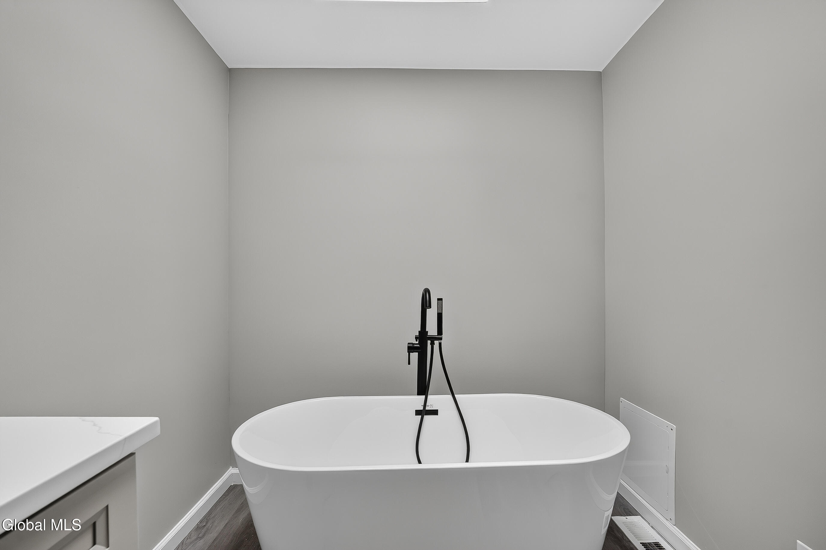 236 Elm Street Albany NY 12202