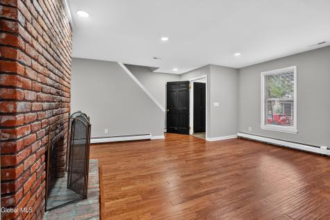 236 Elm Street Albany NY 12202