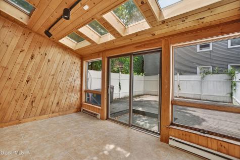 236 Elm Street Albany NY 12202