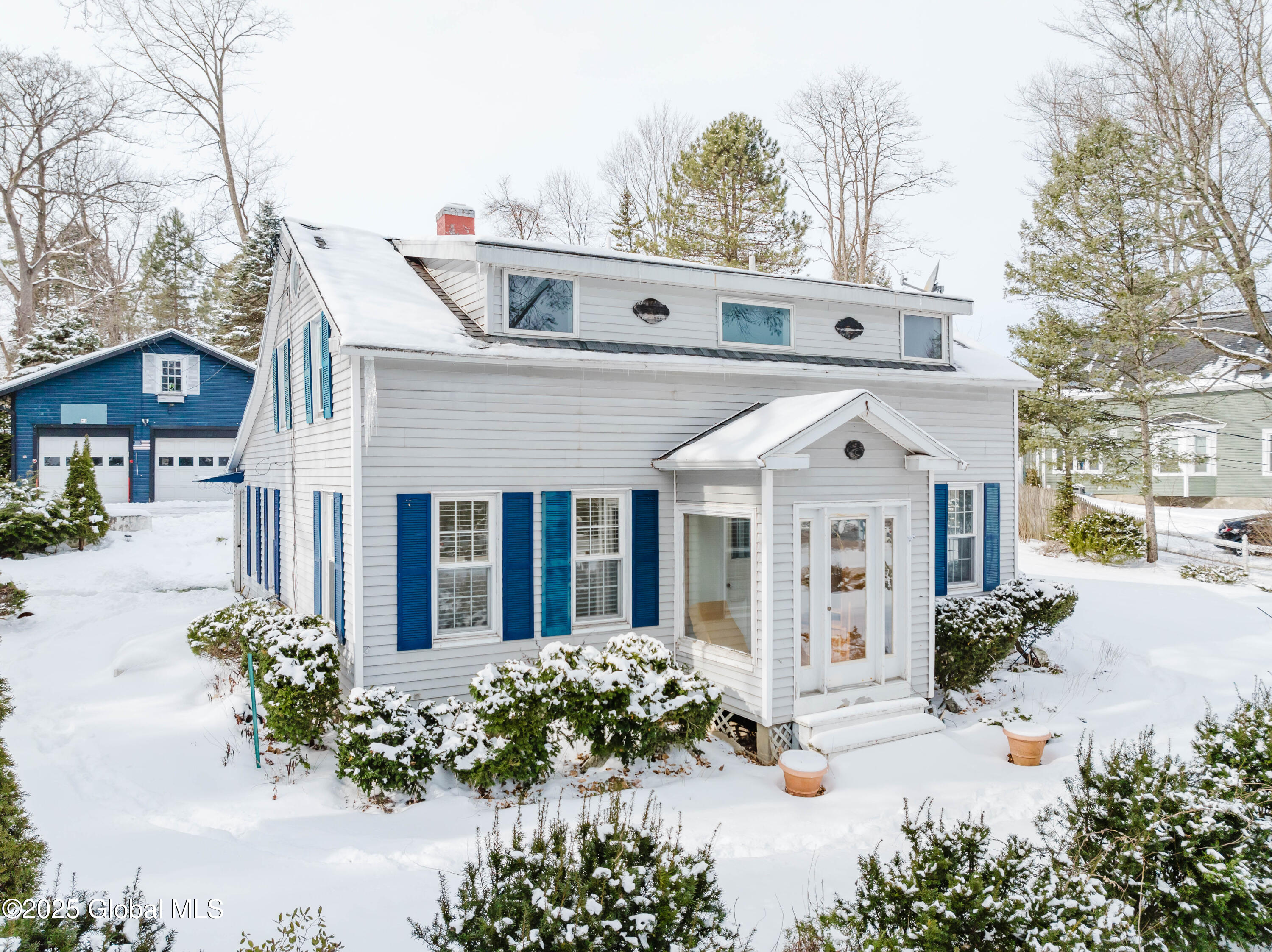 2 Old Niskayuna Road Loudonville NY 12211