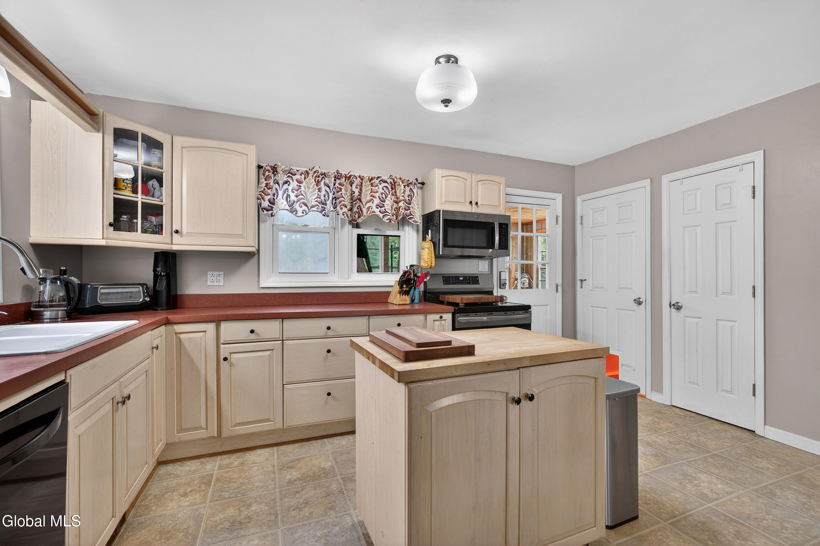 5793 Depot Road Voorheesville NY 12186