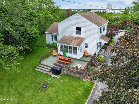5793 Depot Road Voorheesville NY 12186