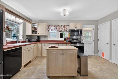 5793 Depot Road Voorheesville NY 12186