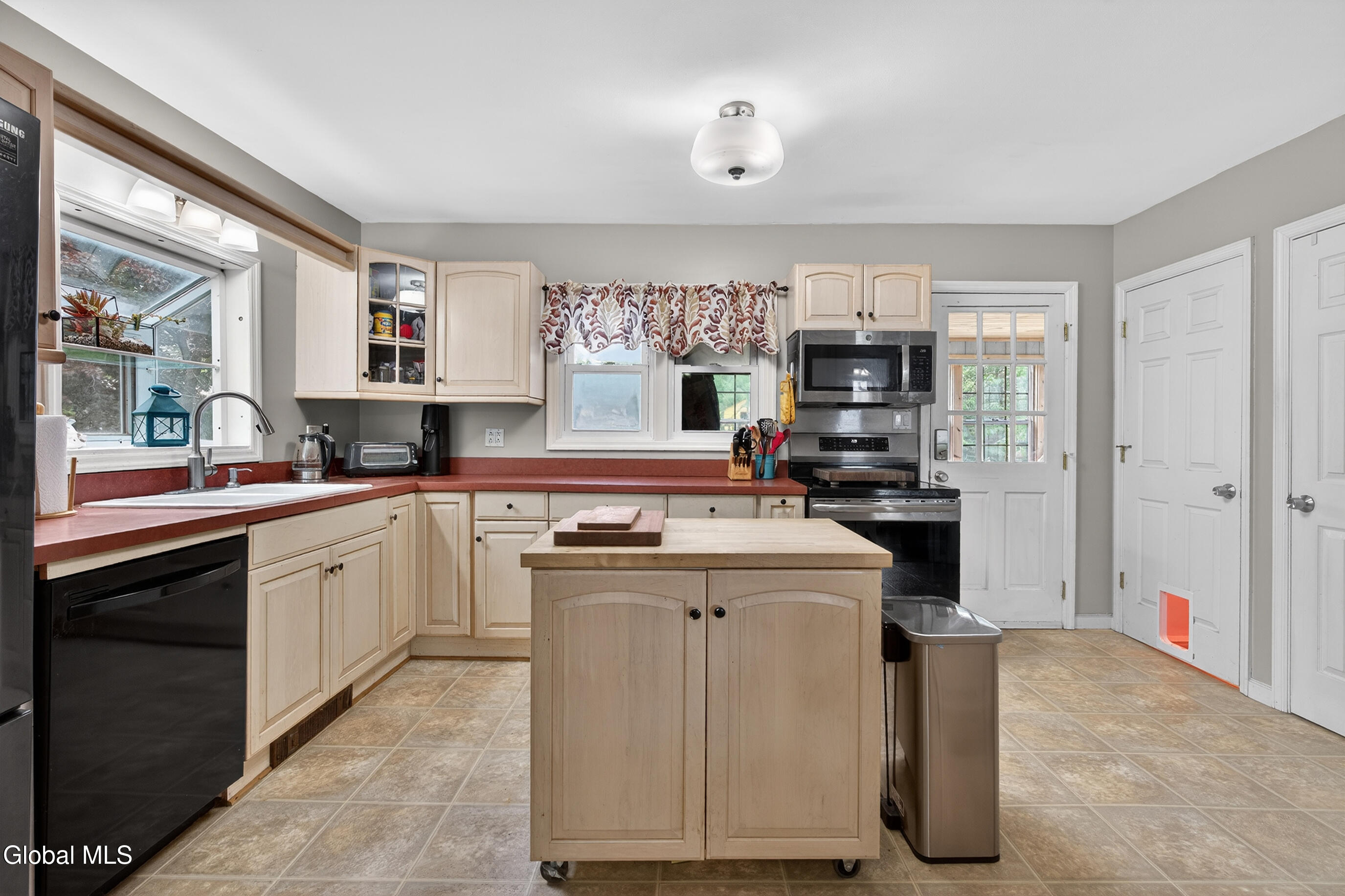 5793 Depot Road Voorheesville NY 12186