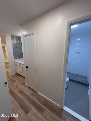 2 Loudonwood E Albany NY 12211