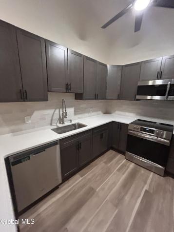 2 Loudonwood E Albany NY 12211