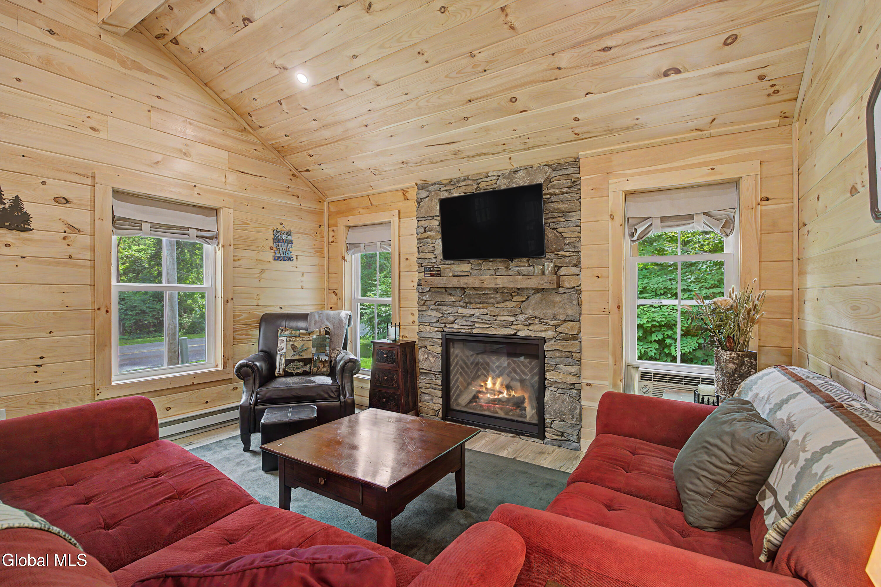 24 Mohican Road Bolton Landing NY 12814