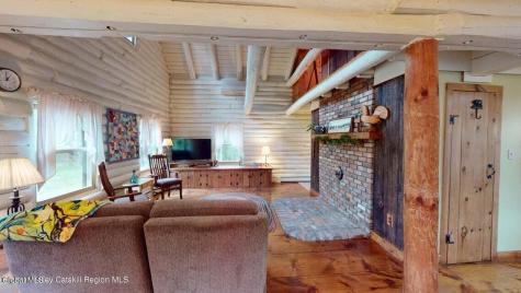 634 Old Plank Road Coxsackie NY 12051
