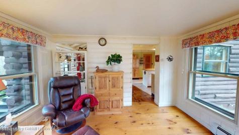 634 Old Plank Road Coxsackie NY 12051