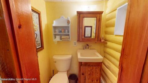 634 Old Plank Road Coxsackie NY 12051