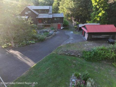 634 Old Plank Road Coxsackie NY 12051