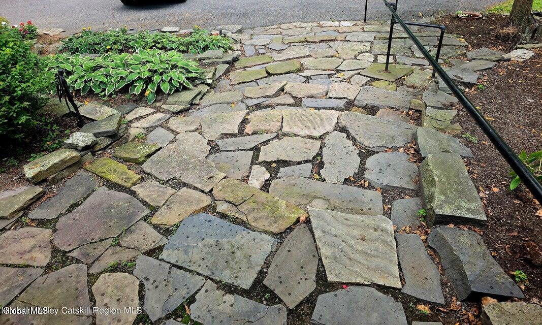 634 Old Plank Road Coxsackie NY 12051