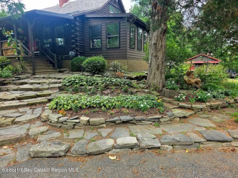 634 Old Plank Road Coxsackie NY 12051