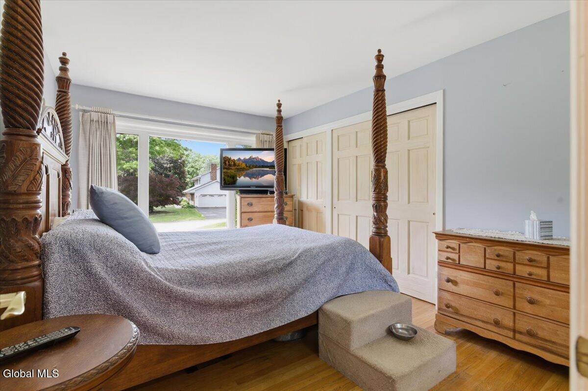 917 Londonderry Court Schenectady NY 12309