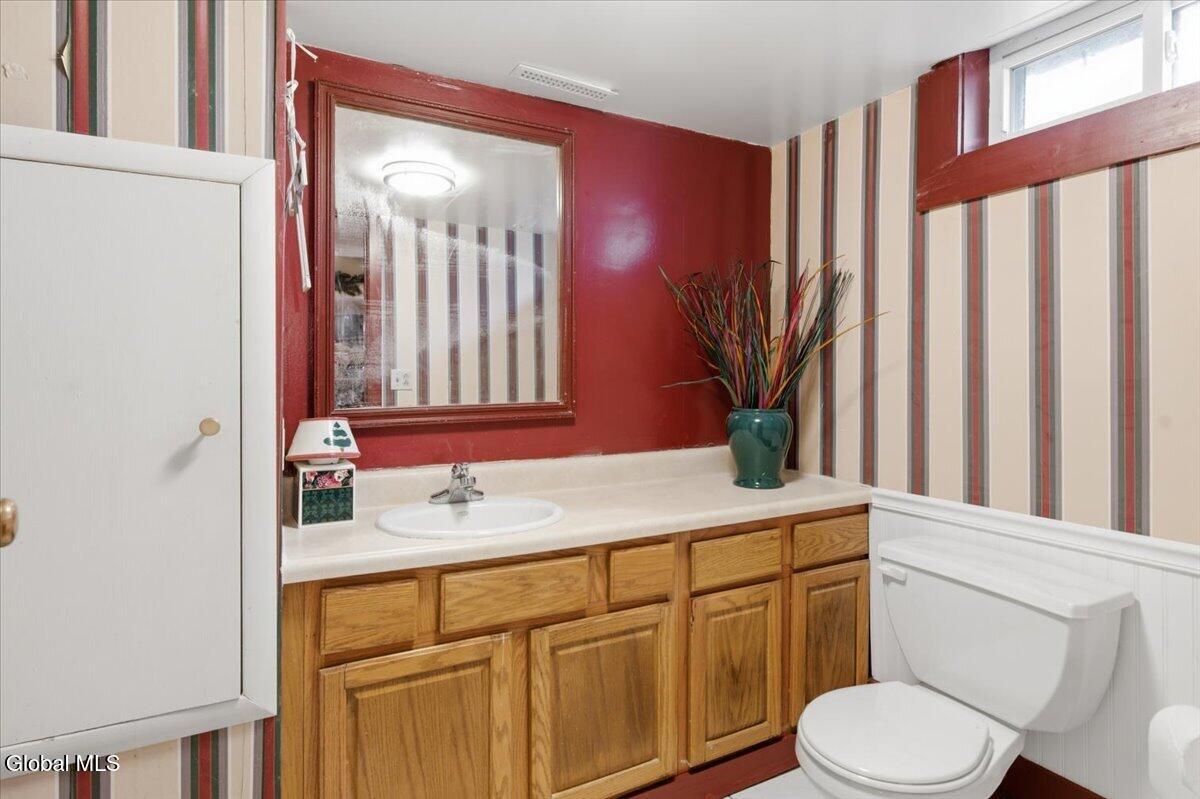 917 Londonderry Court Schenectady NY 12309