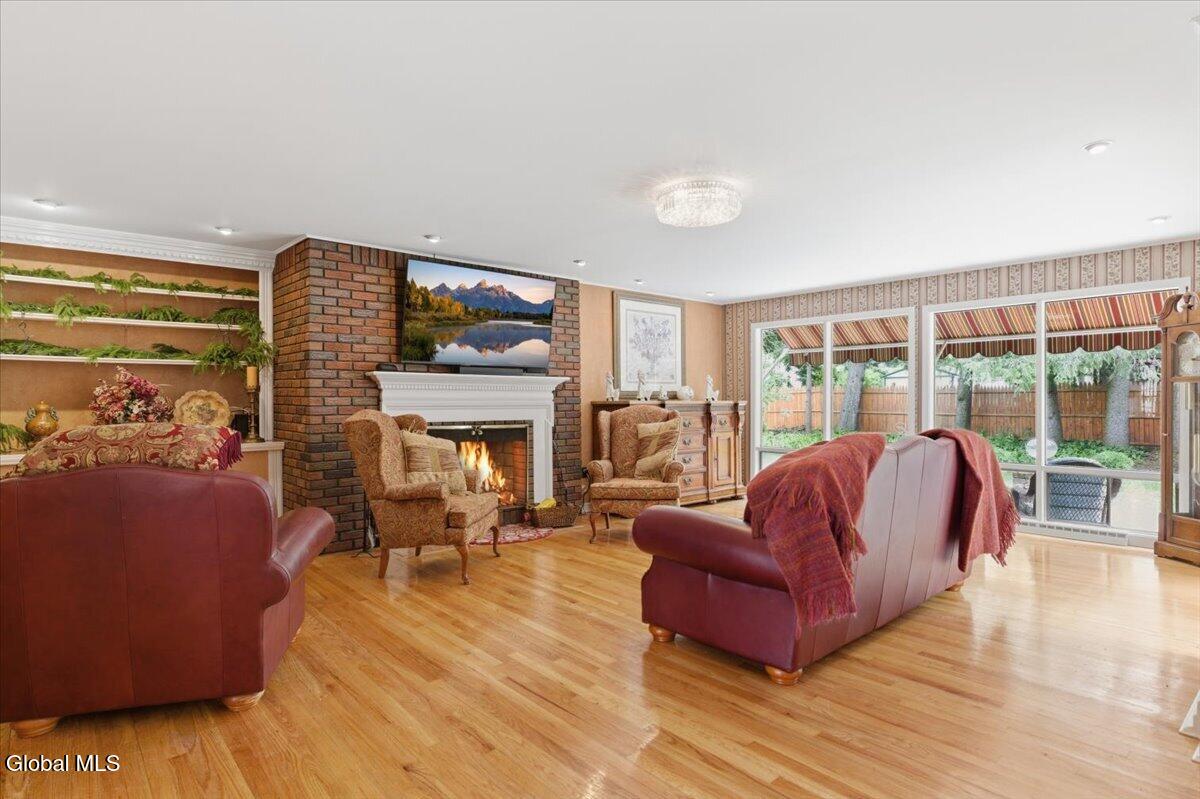 917 Londonderry Court Schenectady NY 12309