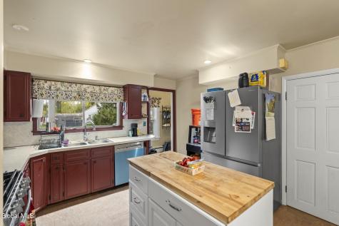 4982 State Route 7 Hoosick Falls NY 12090