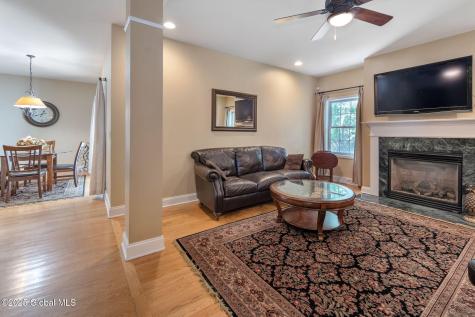 16 Callaway Circle Loudonville NY 12211