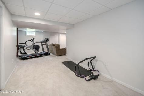 16 Callaway Circle Loudonville NY 12211