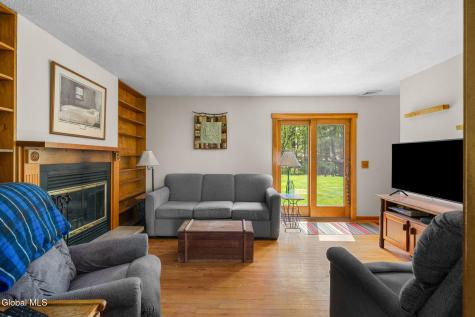 22 Island View Road Cohoes NY 12047