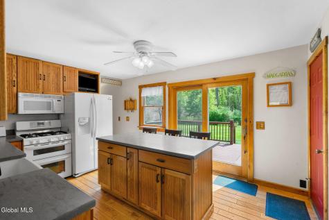 22 Island View Road Cohoes NY 12047