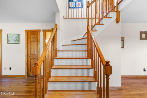 22 Island View Road Cohoes NY 12047