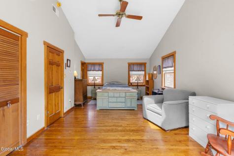 22 Island View Road Cohoes NY 12047