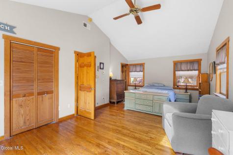 22 Island View Road Cohoes NY 12047