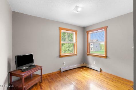 22 Island View Road Cohoes NY 12047